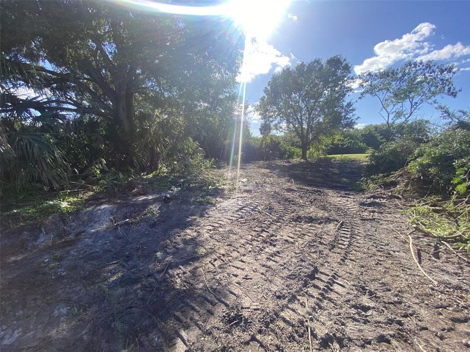 En Venta: $45,000 (0.39 acres)