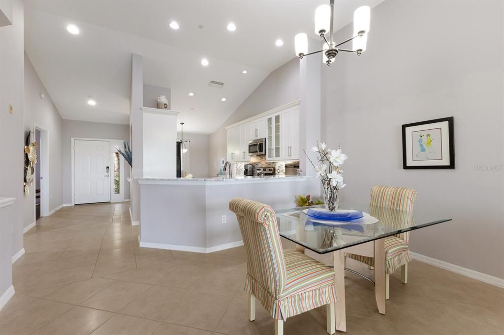 Active With Contract: $275,000 (2 beds, 2 baths, 1431 Square Feet)