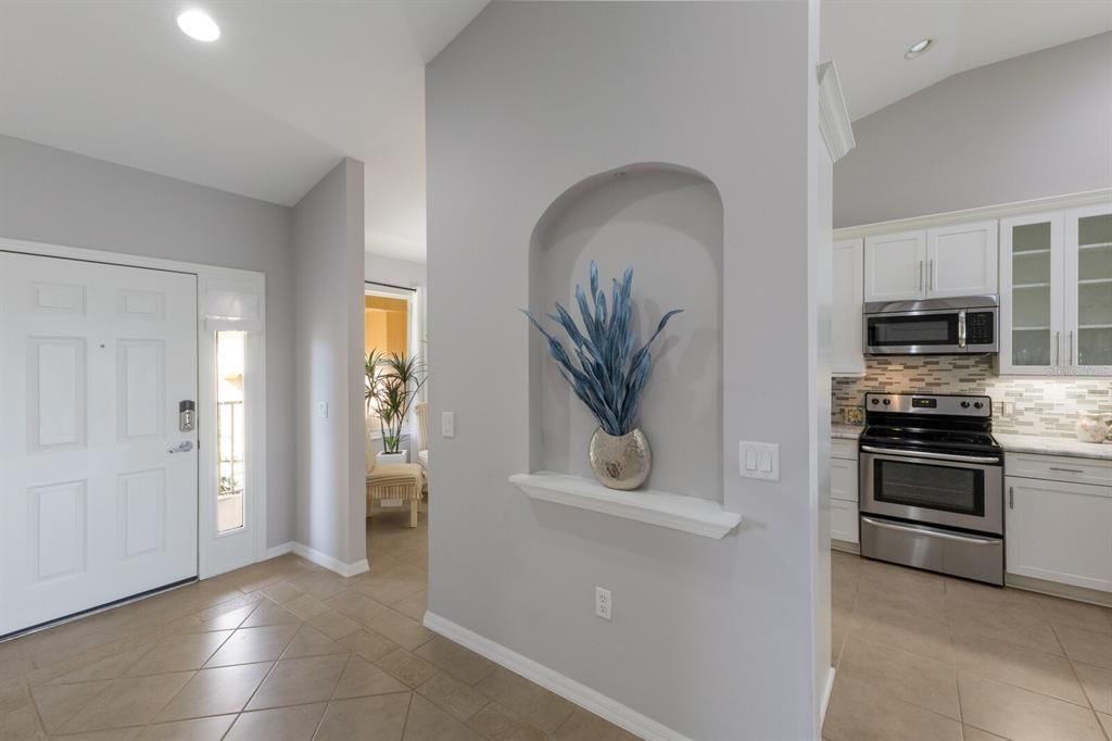 Active With Contract: $275,000 (2 beds, 2 baths, 1431 Square Feet)