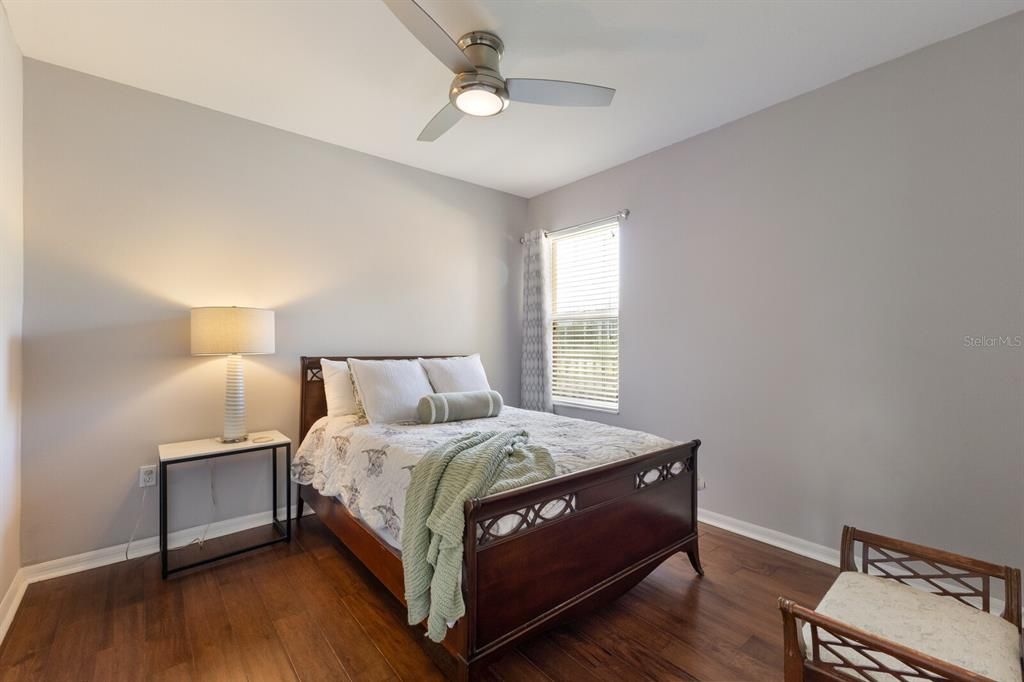 Active With Contract: $275,000 (2 beds, 2 baths, 1431 Square Feet)