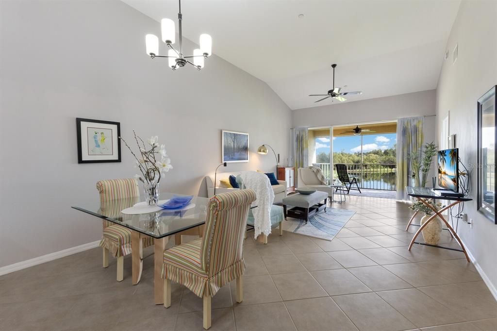 Active With Contract: $275,000 (2 beds, 2 baths, 1431 Square Feet)