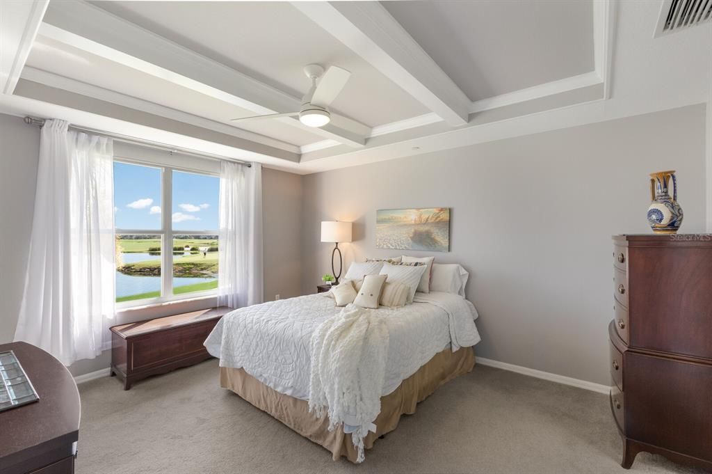 Active With Contract: $275,000 (2 beds, 2 baths, 1431 Square Feet)