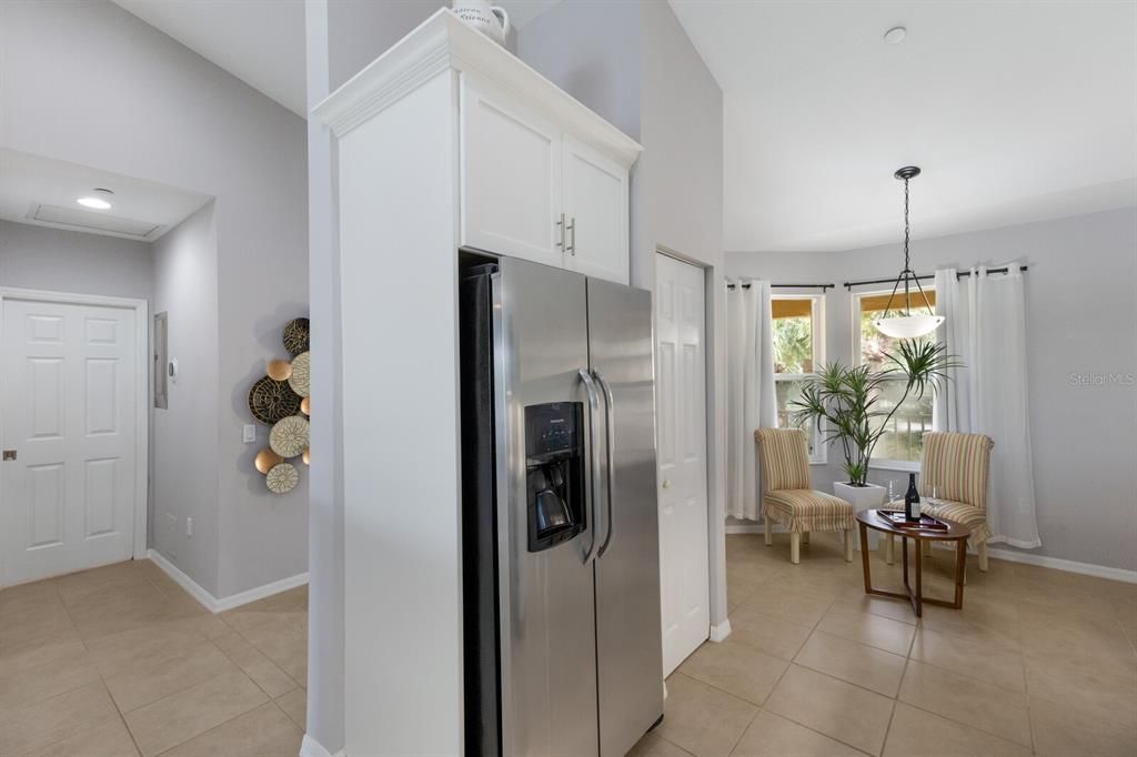 Active With Contract: $275,000 (2 beds, 2 baths, 1431 Square Feet)