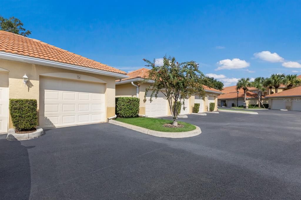 Active With Contract: $275,000 (2 beds, 2 baths, 1431 Square Feet)