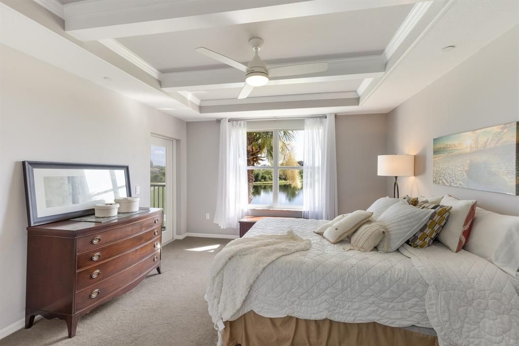 Active With Contract: $275,000 (2 beds, 2 baths, 1431 Square Feet)