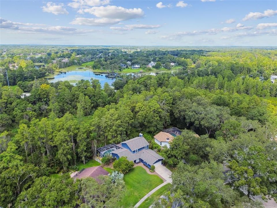 合同活跃: $589,900 (4 贝兹, 2 浴室, 2383 平方英尺)