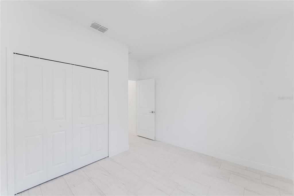 В аренду: $1,900 (4 спален, 2 ванн, 1580 Квадратных фут)