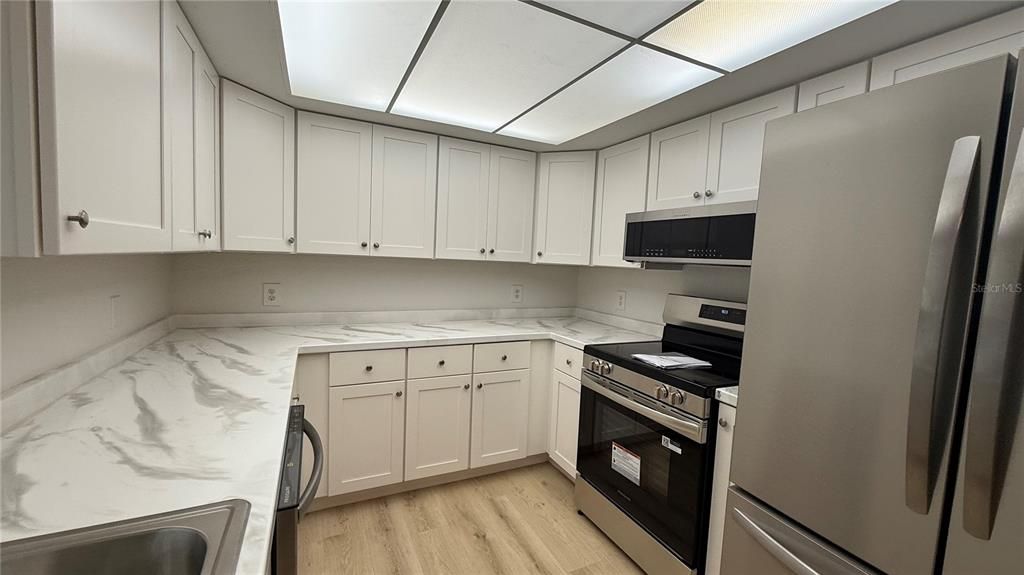 For Rent: $1,700 (3 beds, 2 baths, 1586 Square Feet)