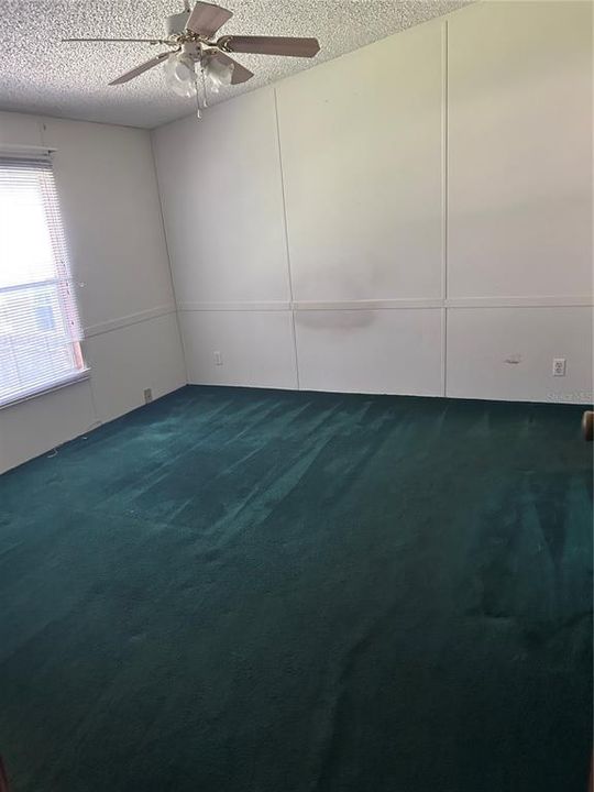 待售: $150,000 (3 贝兹, 2 浴室, 1152 平方英尺)