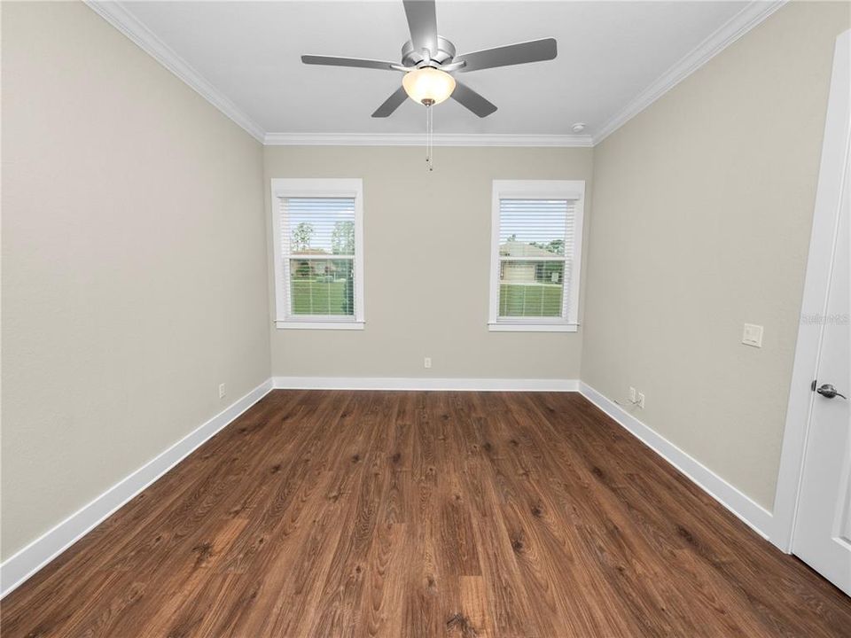 合同活跃: $529,000 (2 贝兹, 2 浴室, 1586 平方英尺)