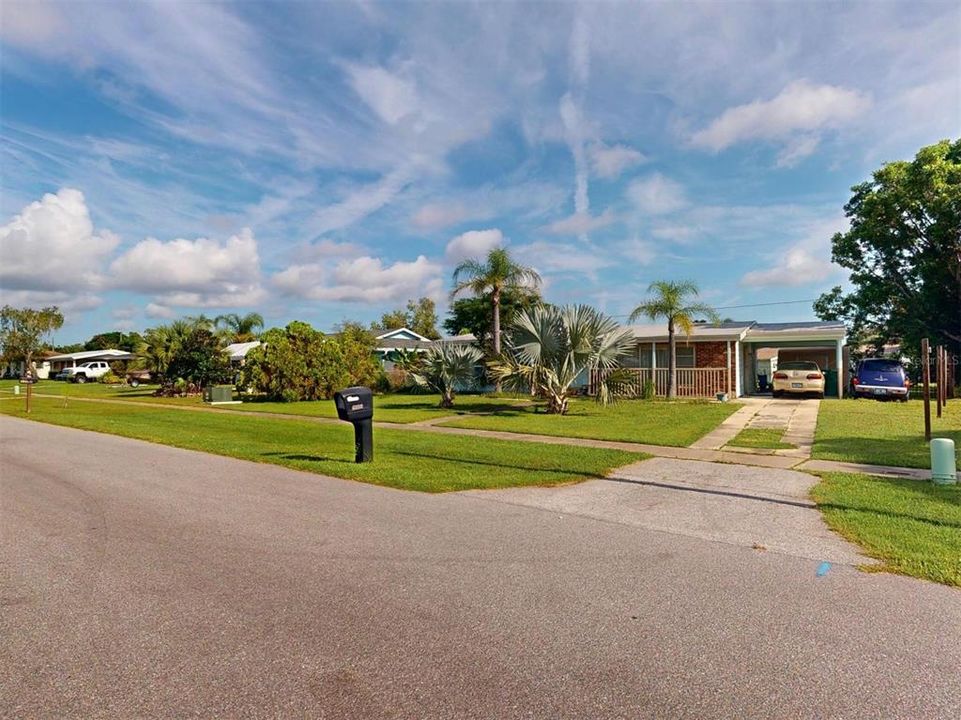 Activo con contrato: $180,000 (2 camas, 2 baños, 1204 Pies cuadrados)