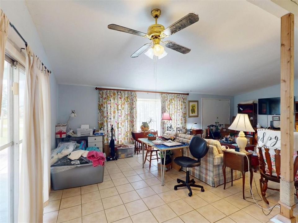 Activo con contrato: $180,000 (2 camas, 2 baños, 1204 Pies cuadrados)