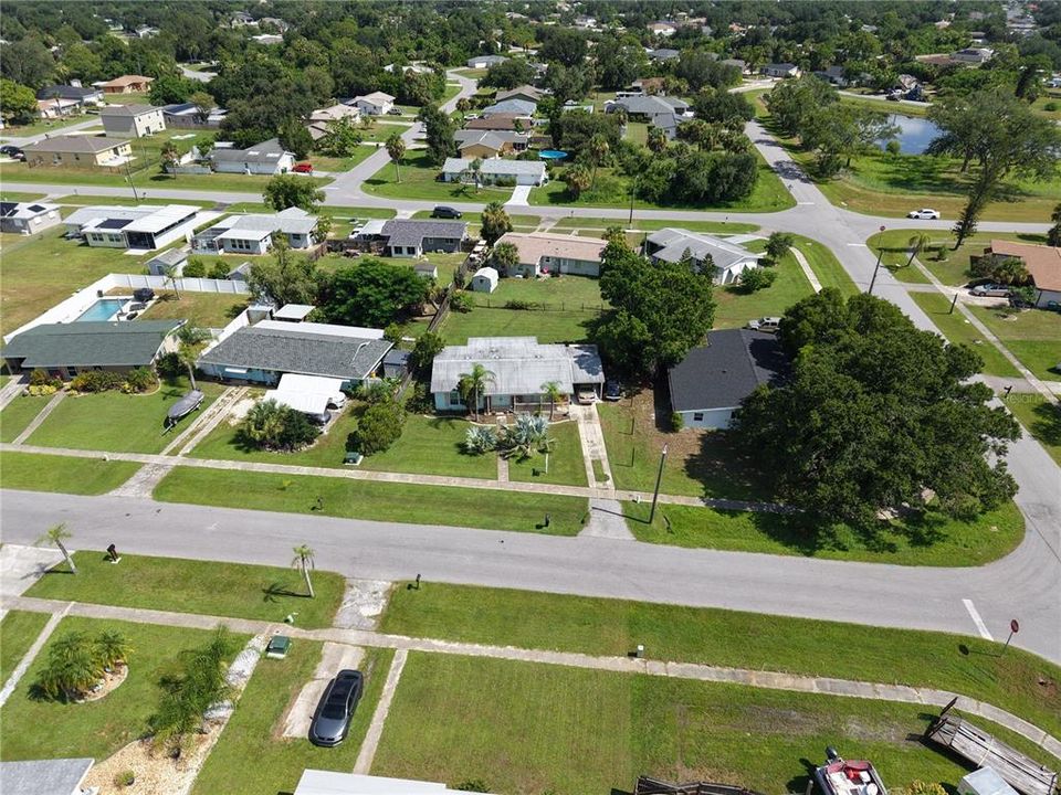 Activo con contrato: $180,000 (2 camas, 2 baños, 1204 Pies cuadrados)