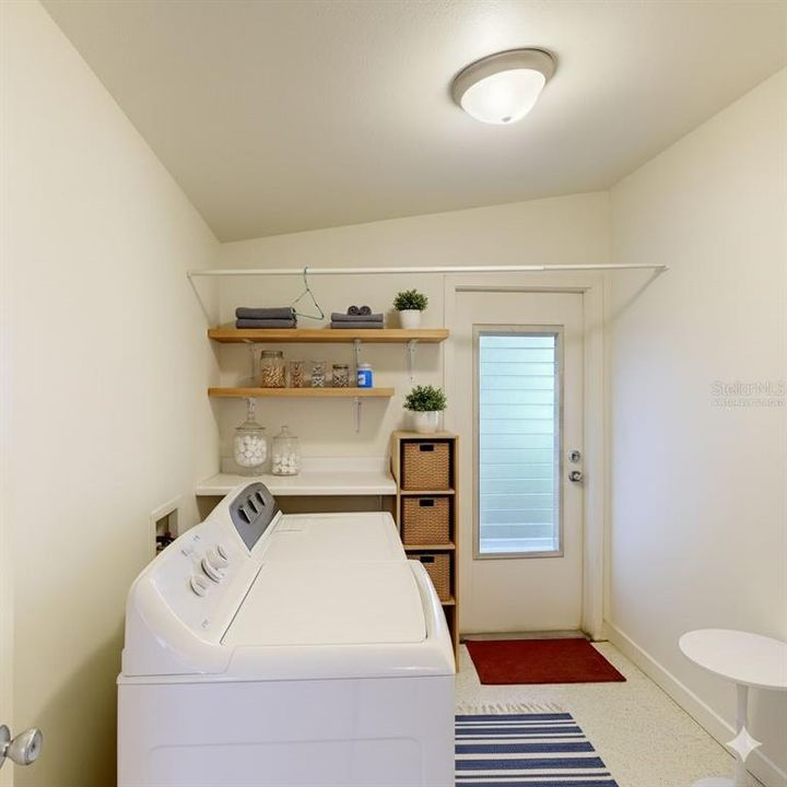 Activo con contrato: $180,000 (2 camas, 2 baños, 1204 Pies cuadrados)