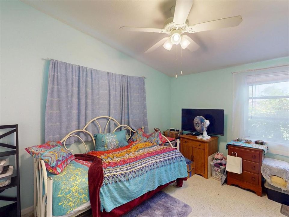 Activo con contrato: $180,000 (2 camas, 2 baños, 1204 Pies cuadrados)