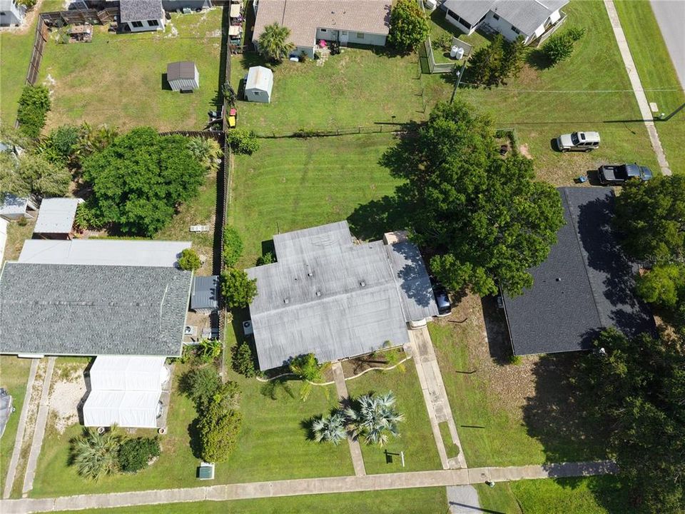 Activo con contrato: $180,000 (2 camas, 2 baños, 1204 Pies cuadrados)