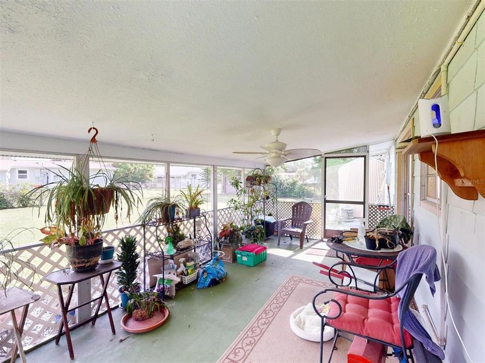 Activo con contrato: $180,000 (2 camas, 2 baños, 1204 Pies cuadrados)