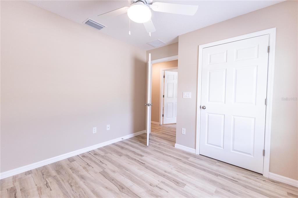 Active With Contract: $274,900 (4 beds, 2 baths, 1296 Square Feet)