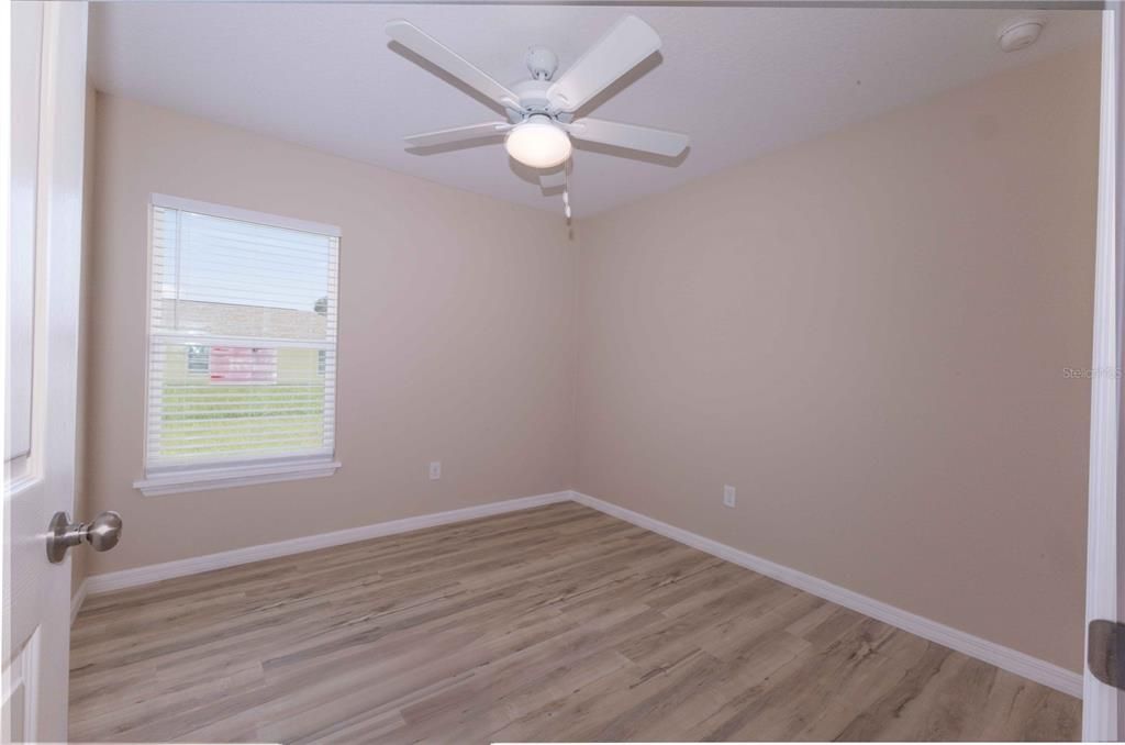 Active With Contract: $274,900 (4 beds, 2 baths, 1296 Square Feet)