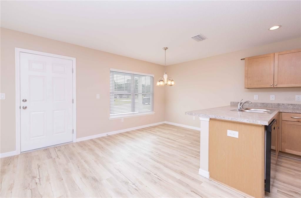 Active With Contract: $274,900 (4 beds, 2 baths, 1296 Square Feet)