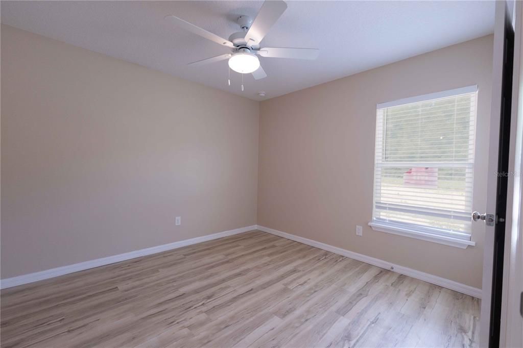 Active With Contract: $274,900 (4 beds, 2 baths, 1296 Square Feet)