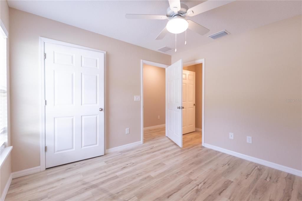 Active With Contract: $274,900 (4 beds, 2 baths, 1296 Square Feet)