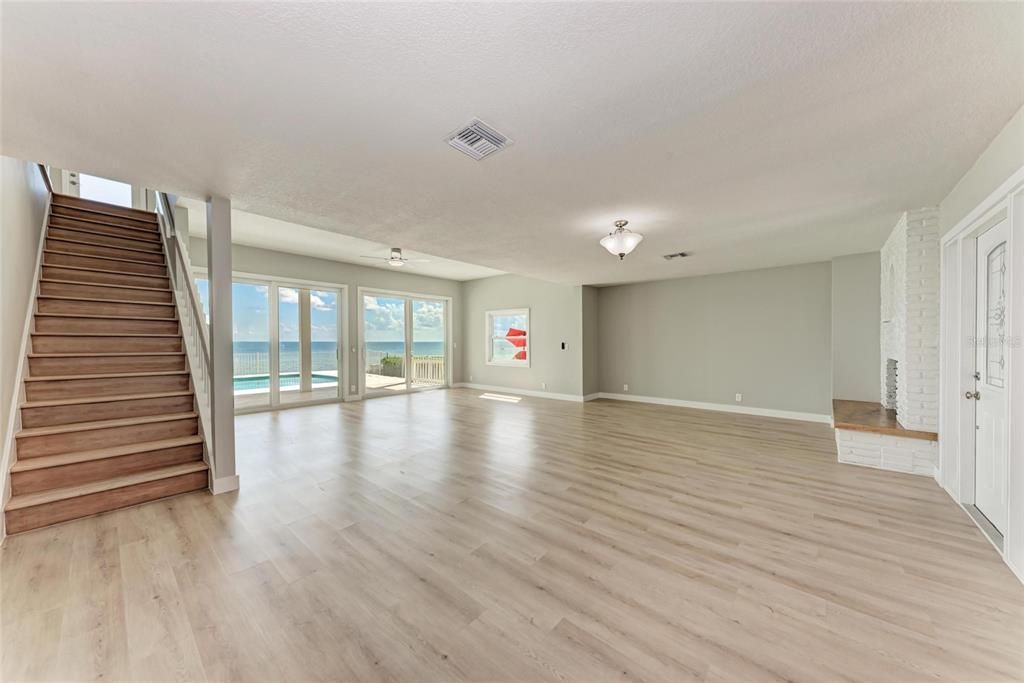 For Sale: $3,990,000 (4 beds, 3 baths, 2933 Square Feet)