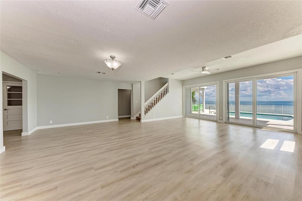 For Sale: $3,990,000 (4 beds, 3 baths, 2933 Square Feet)