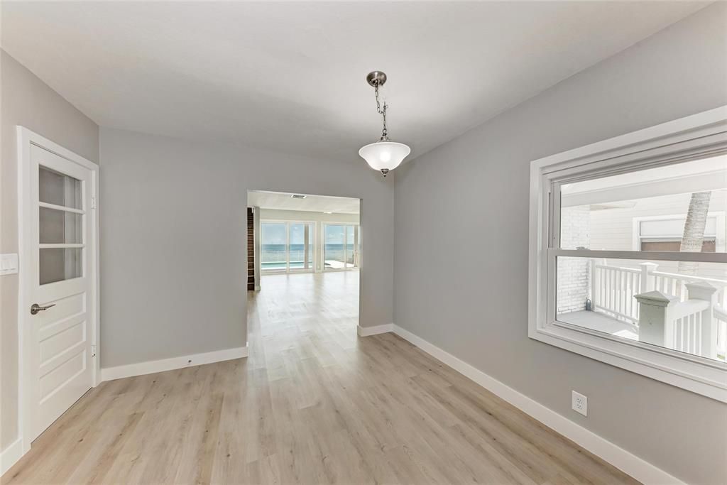 For Sale: $3,990,000 (4 beds, 3 baths, 2933 Square Feet)