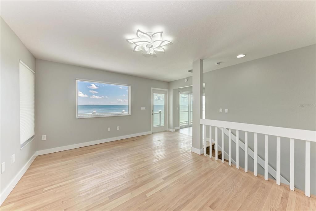 For Sale: $3,990,000 (4 beds, 3 baths, 2933 Square Feet)