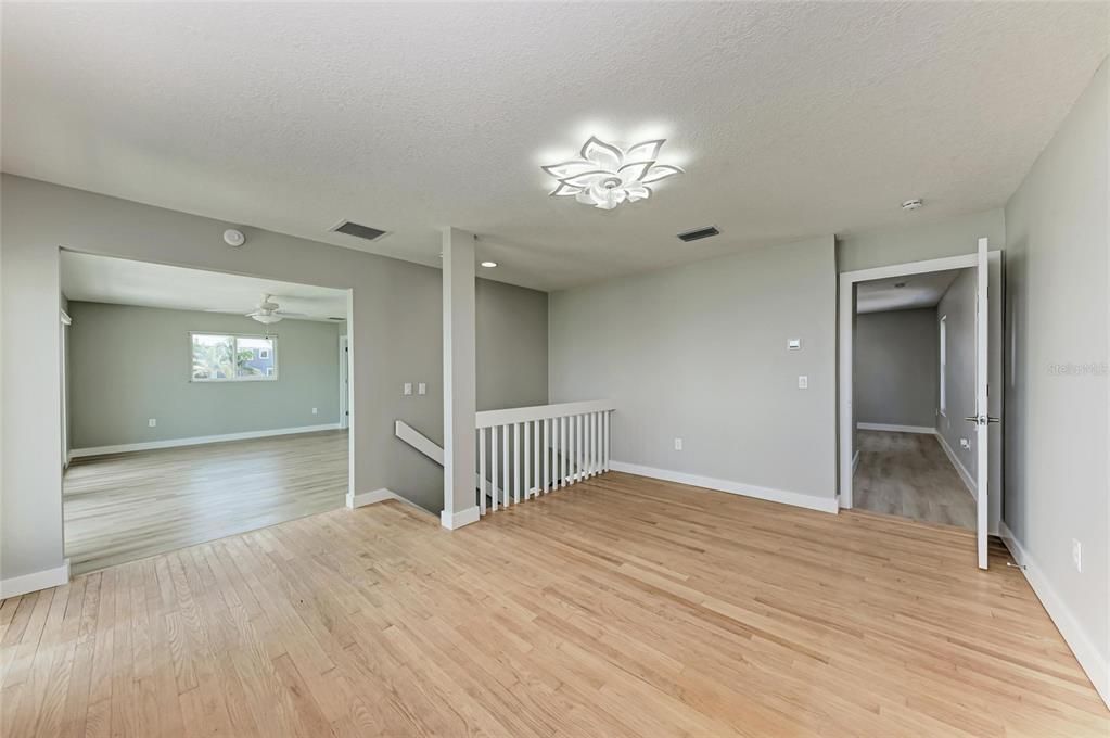 For Sale: $3,990,000 (4 beds, 3 baths, 2933 Square Feet)