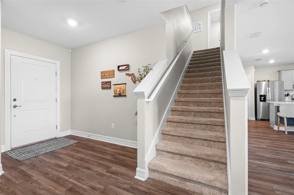 待售: $435,999 (4 贝兹, 2 浴室, 2416 平方英尺)