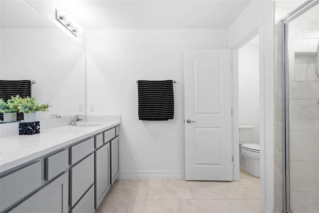 待售: $435,999 (4 贝兹, 2 浴室, 2416 平方英尺)