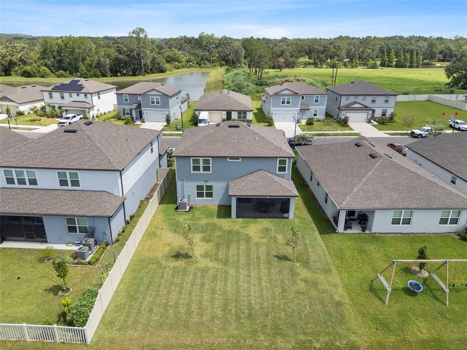 待售: $435,999 (4 贝兹, 2 浴室, 2416 平方英尺)