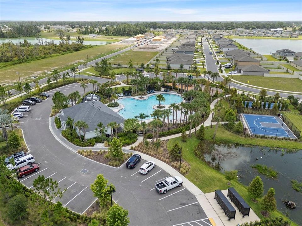 待售: $435,999 (4 贝兹, 2 浴室, 2416 平方英尺)