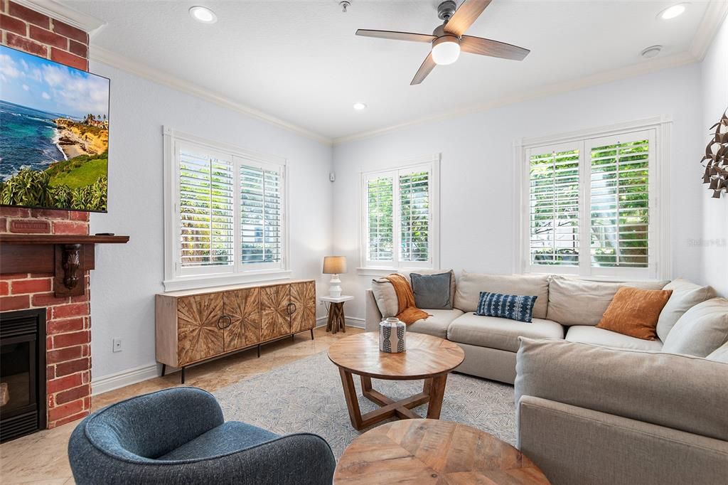 Active With Contract: $6,700 (4 beds, 3 baths, 2724 Square Feet)