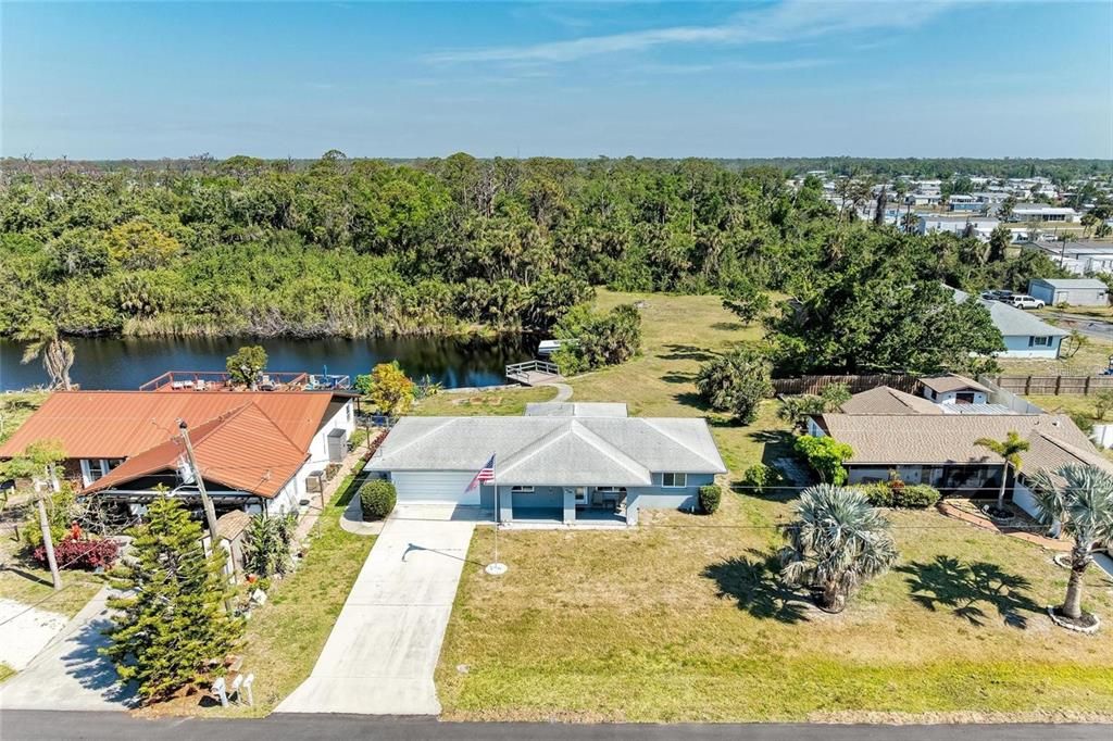 Recently Rented: $1,595 (2 beds, 2 baths, 1000 Square Feet)