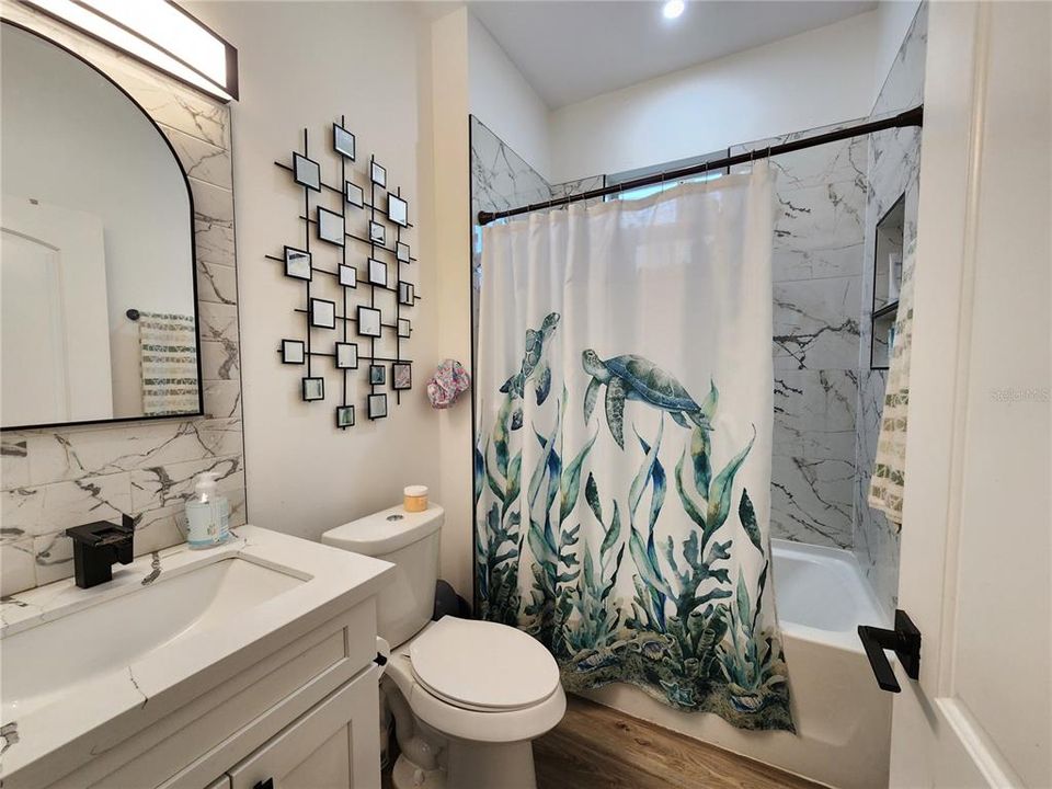 For Sale: $550,000 (3 beds, 2 baths, 1610 Square Feet)