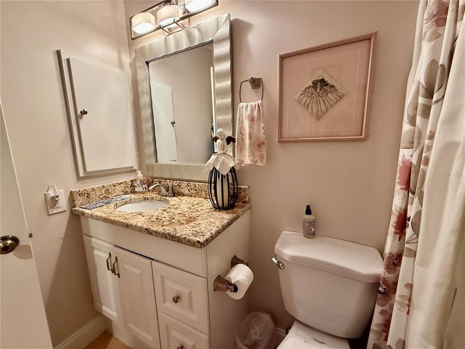 Active With Contract: $289,000 (3 beds, 2 baths, 1501 Square Feet)