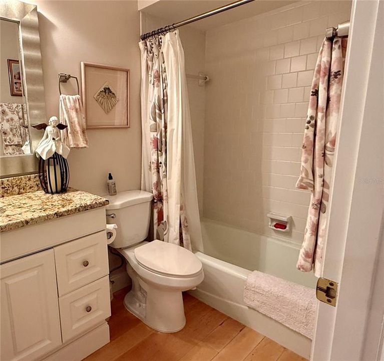 Active With Contract: $289,000 (3 beds, 2 baths, 1501 Square Feet)