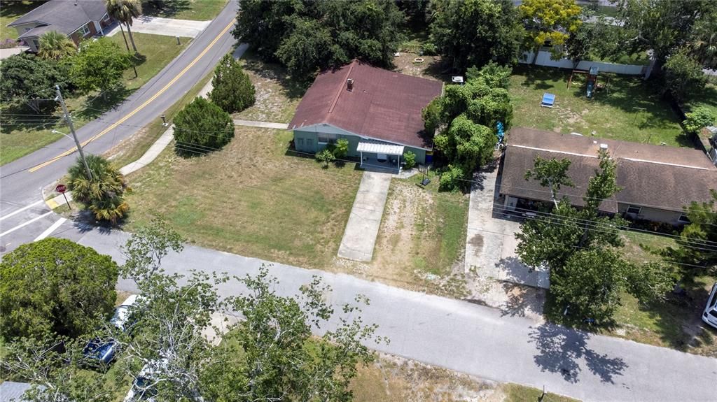 For Sale: $284,999 (4 beds, 2 baths, 1200 Square Feet)