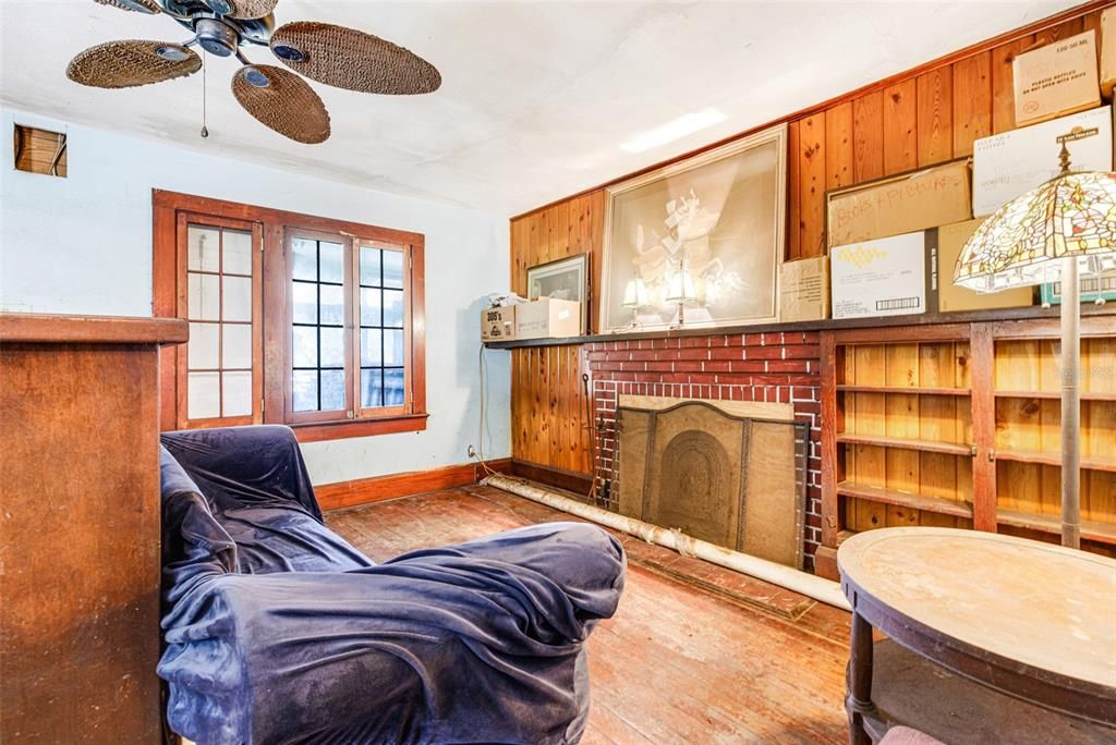 En Venta: $268,000 (2 camas, 2 baños, 1550 Pies cuadrados)