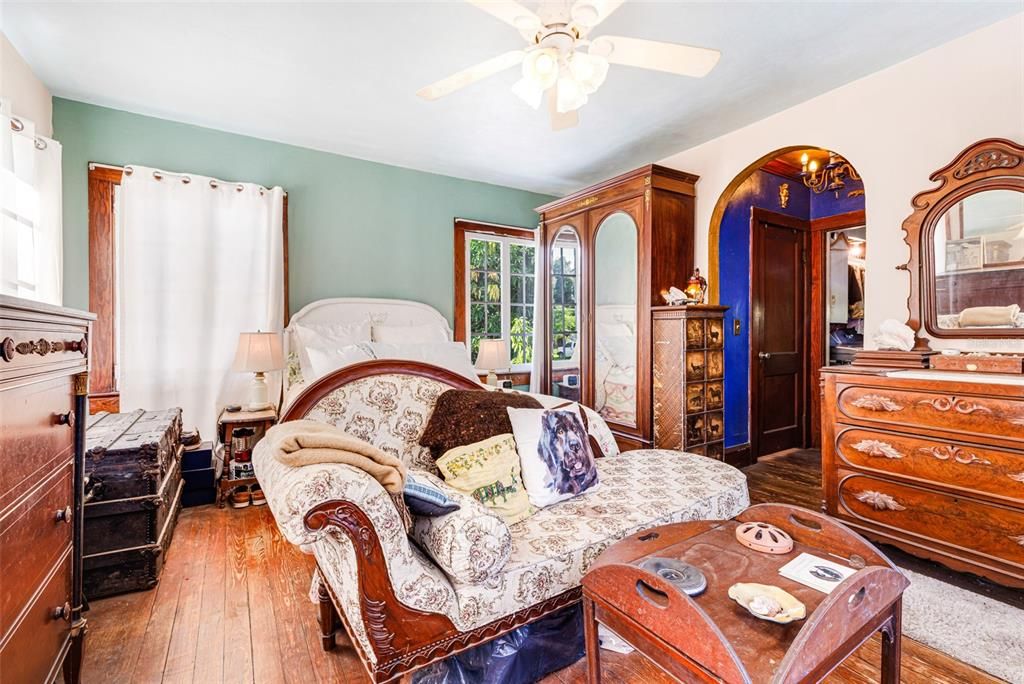 En Venta: $268,000 (2 camas, 2 baños, 1550 Pies cuadrados)