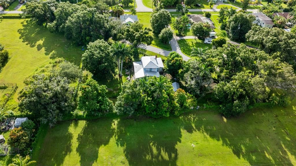 En Venta: $268,000 (2 camas, 2 baños, 1550 Pies cuadrados)