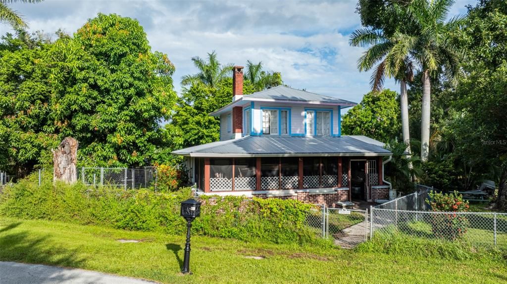 En Venta: $268,000 (2 camas, 2 baños, 1550 Pies cuadrados)