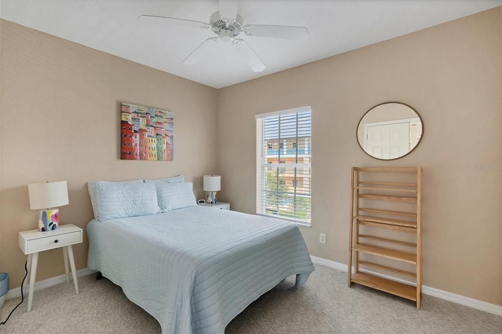 For Rent: $7,500 (3 beds, 2 baths, 1293 Square Feet)