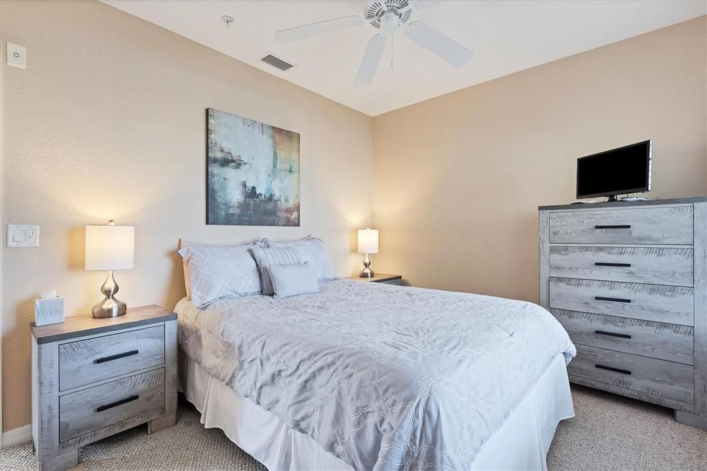 For Rent: $7,500 (3 beds, 2 baths, 1293 Square Feet)