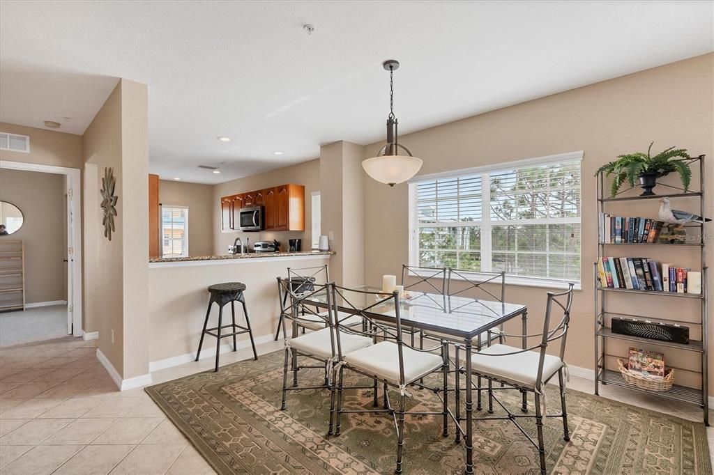 For Rent: $7,500 (3 beds, 2 baths, 1293 Square Feet)