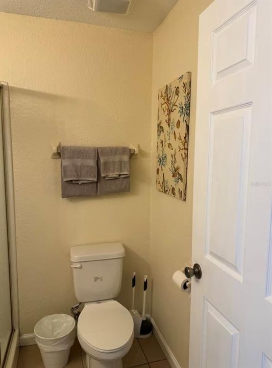 For Rent: $1,350 (2 beds, 2 baths, 914 Square Feet)