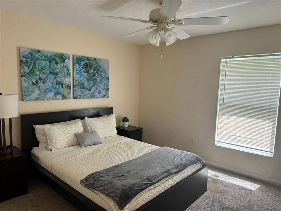 For Rent: $1,350 (2 beds, 2 baths, 914 Square Feet)